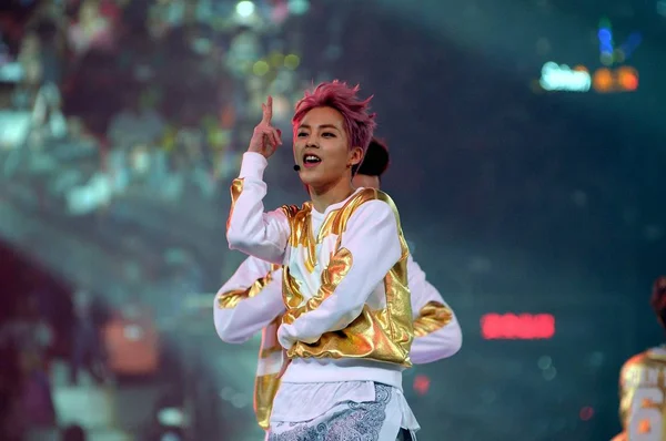 Zuid Koreaanse Chinese Popgroep Exo Presteert Tijdens Een Concert Van — Stockfoto