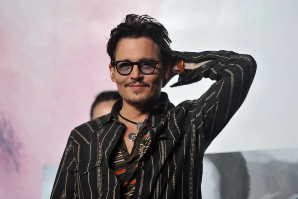 Americký Herec Johnny Depp Účastní Tisková Konference Filmu Transcendence Pekingu — Stock fotografie