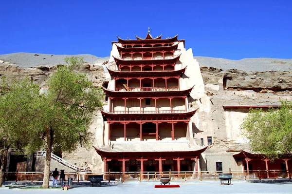 Widok Jaskiń Mogao Lub Grottoes Mogao Dunhuang Północno Zachodnia Prowincja — Zdjęcie stockowe