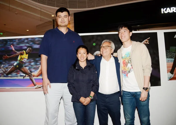 Desde Izquierda Superestrella China Baloncesto Retirada Yao Ming Campeona Olímpica —  Fotos de Stock