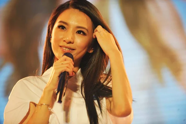 Тайваньская Певица Hebe Tien Chen Поп Группы Принимает Участие Рекламном — стоковое фото