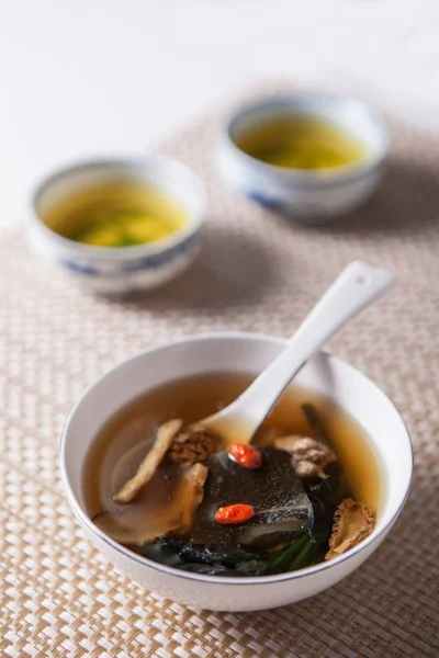 Eine Schüssel Mit Weichschildkrötensuppe Wird Einem Restaurant Der Stadt Wuhan — Stockfoto