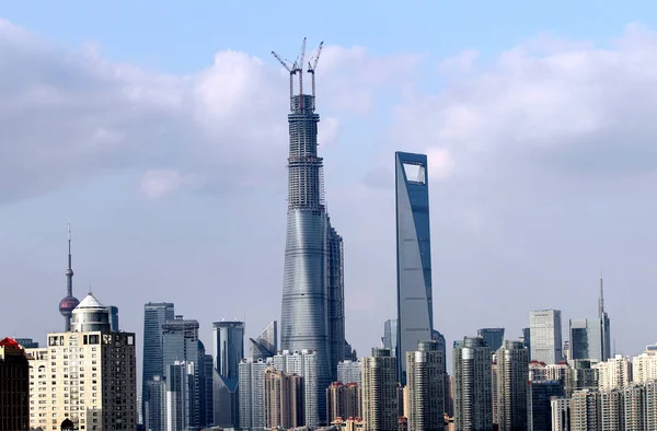 Shanghai Tower Center Construction Next Shanghai World Financial Center Right — Stock Photo, Image