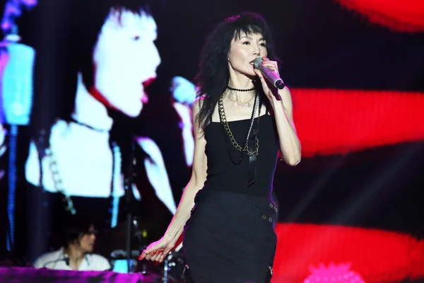 Atriz Hong Kong Maggie Cheung Apresenta Durante Strawberry Music Festival — Fotografia de Stock