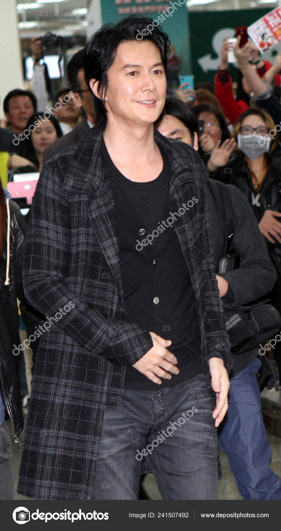 Japanese Singer Actor Masaharu Fukuyama Fans Arriving Taipei