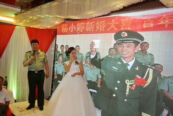 Liang Tao Rechts Der Führer Der Grenzarmee Video Prostet Seiner — Stockfoto