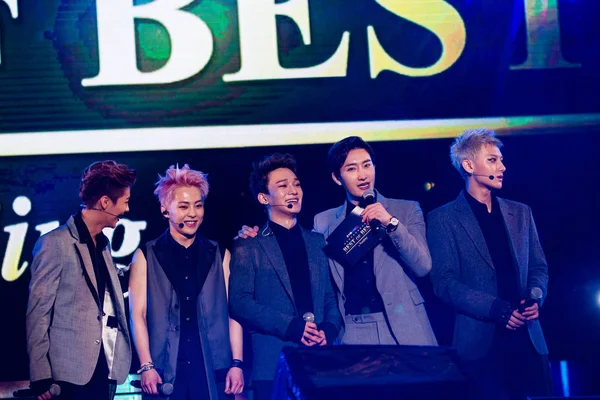Południowo Koreański Chiński Chłopiec Grupa Exo Uśmiech Koncercie Najlepszych Najlepszych — Zdjęcie stockowe
