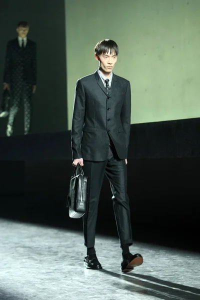 Dior Homme Vinterkollektion 2014 Modevisning Shanghai Kina April 2014 — Stockfoto