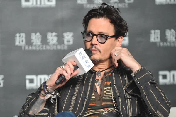 American Actor Johnny Depp Reacts Press Conference His Movie Transcendence — Stock Photo, Image