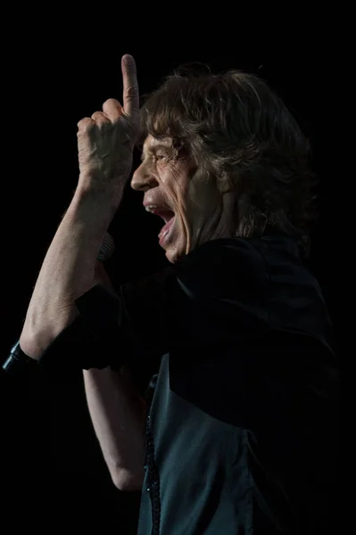 Μικ Τζάγκερ Από Αγγλικό Ροκ Συγκρότημα Rolling Stones Εκτελεί Στη — Φωτογραφία Αρχείου