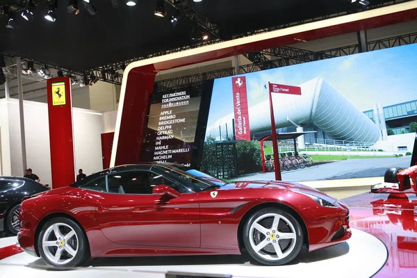 Una Ferrari California Esposta Durante Tredicesima Esposizione Internazionale Automotive Pechino — Foto Stock