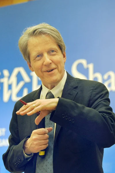 Amerikan Ekonomisti 2013 Nobel Ödüllü Robert Shiller Shanghai Forum 2014 — Stok fotoğraf