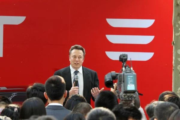 Elon Musk Ceo Tesla Motors Inc Speaks Delivery Ceremony Tesla — Stock Photo, Image