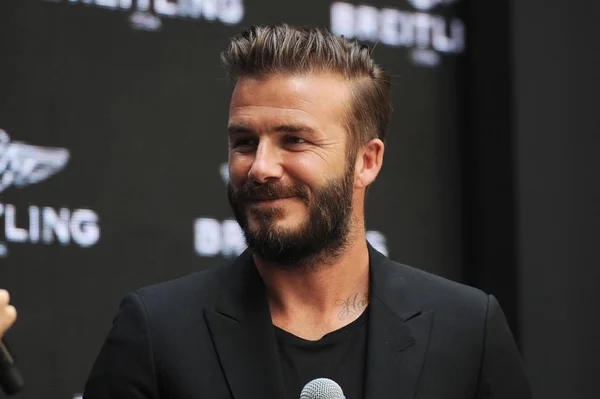 Superstar Sepak Bola Inggris David Beckham Tersenyum Selama Konferensi Pers — Stok Foto