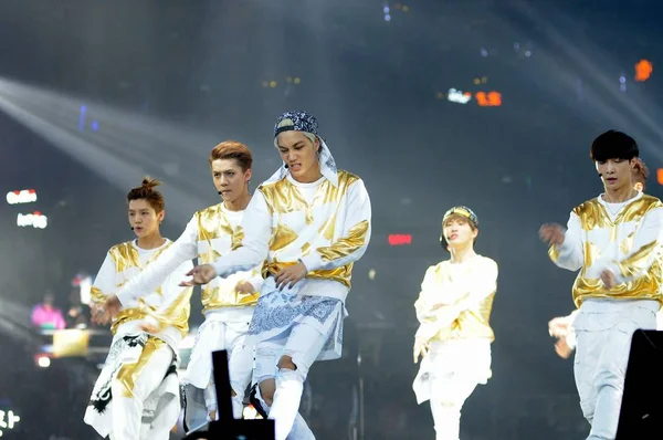 Groupe Pop Sud Coréen Chinois Exo Produit Lors Concert Stars — Photo