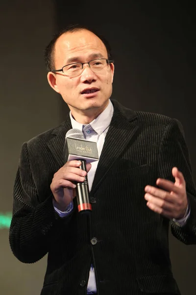 复星国际有限公司董事长郭光昌在中国上海的论坛上发表演讲 2012年12月18日 — 图库照片