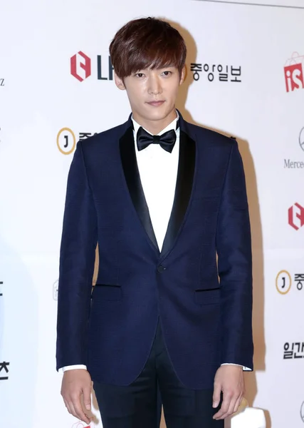 Actor Surcoreano Choi Jin Hyuk Posa Alfombra Roja Para Los —  Fotos de Stock