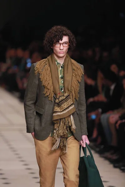 Burberry prorsum designer hot sale