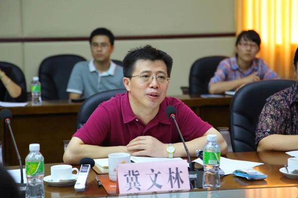 Wenlin Entonces Alcalde Ciudad Haikou Habla Una Reunión Ciudad Haikou —  Fotos de Stock