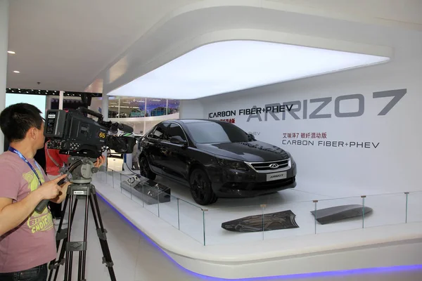 2014 北京国際汽車展覧会 またとして知られている自動中国で 2014 年北京 中に奇瑞 Arrizo を表示します — ストック写真