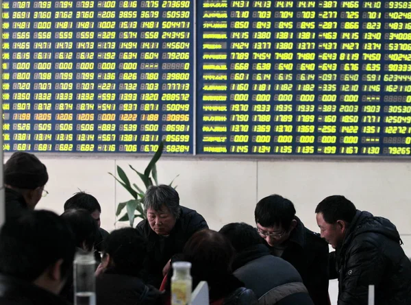 Çinli Yatırımcılar Hisse Kırmızı Yükselen Fiyat Için Yeşil Düşen Fiyat — Stok fotoğraf