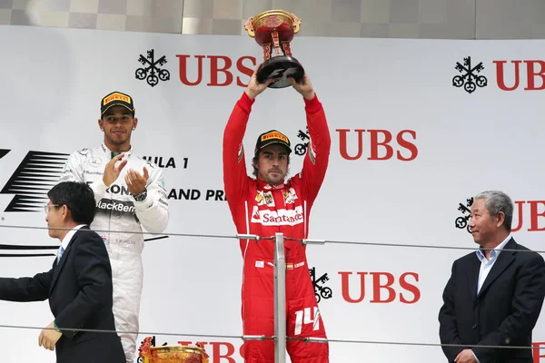 Piloto Espanhol Fernando Alonso Scuderia Ferrari Segunda Direita Segura Seu — Fotografia de Stock