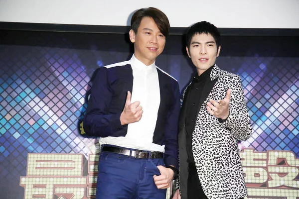 Taiwanese Zangers David Tao Links Jam Hsiao Poseren Tijdens Een — Stockfoto