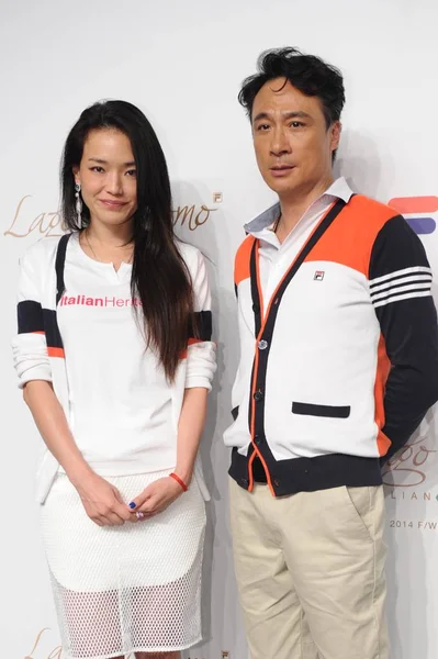 Left Taiwanese Singer Actress Gina Lee Chien Stone Shih Chin – Stock