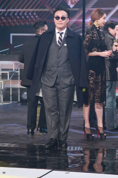 香港歌手陈冠希在2014年1月12日在中国香港举行的第36届中国金歌十大颁奖典礼音乐会上摆姿势 — 图库照片