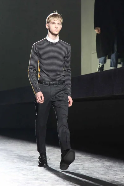 Dior Homme Зимової Колекції 2014 Мод Шанхаї Китай Квітня 2014 — стокове фото