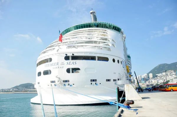 Royal Caribbean Cruise Ship Voyager Seas Docked Harbor Beijing China — Stock Photo, Image