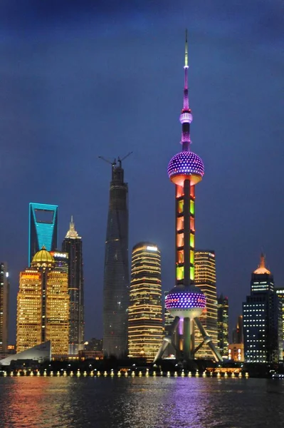 Vista Nocturna Del Río Huangpu Distrito Financiero Lujiazui Con Torre — Foto de Stock