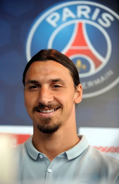 Zlatan Ibrahimovic Paris Saint Germain Részt Vesz Egy Sajtótájékoztatón Kitchee — Stock Fotó