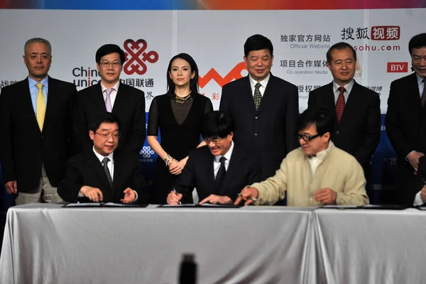 Ator Hong Kong Jackie Chan Frente Direita Assina Acordo Com — Fotografia de Stock