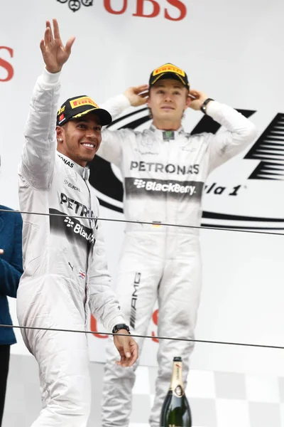 Pilota Inglese Lewis Hamilton Del Mercedes Amg Petronas Team Davanti — Foto Stock