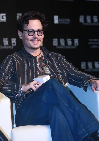 American Actor Johnny Depp Reacts Press Conference His Movie Transcendence — Stock Photo, Image