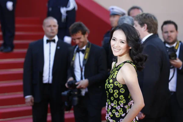 Chinese Actress Zhang Ziyi Front Poses Red Carpet She Arrives — Stock Photo, Image