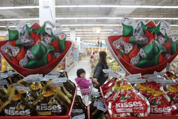 Bolsas Chocolate Hersheys Kisses Están Venta Supermercado Ciudad Nantong Este — Foto de Stock