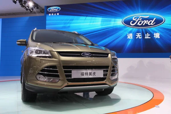 Ford Kuga Экспонируется Международной Автомобильной Выставке Китае Гуанчжоу Известной Auto — стоковое фото