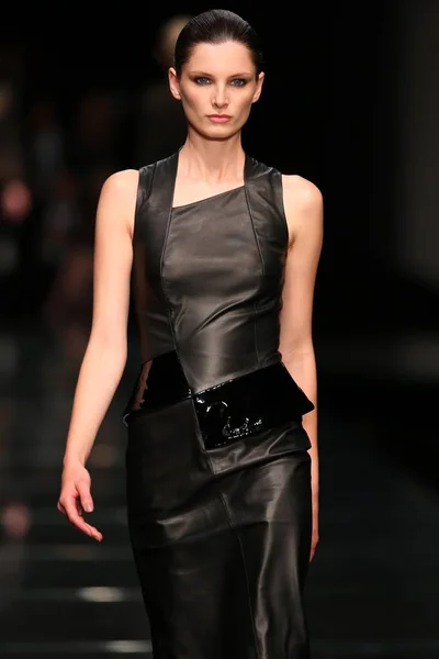 Model Displays New Creation Fashion Show Hugo Boss Shanghai China — Stock Photo, Image