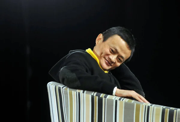 Jack Yun Styrelseordförande Och För Alibaba Group Lyssnar Dialog Den — Stockfoto