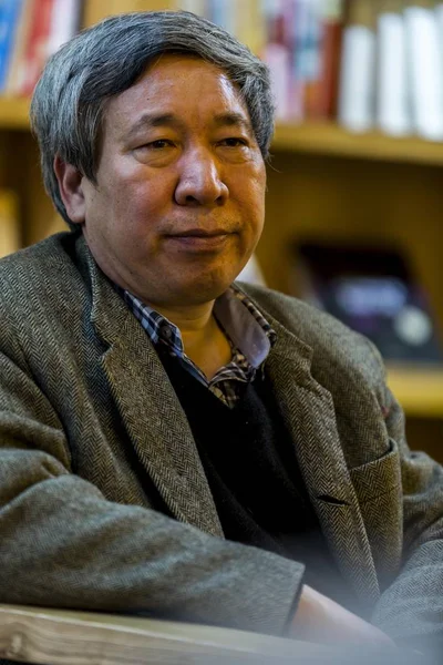 Čínský Spisovatel Yan Lianke Navštěvuje Četbu Pekingu Číně Prosinci 2012 — Stock fotografie