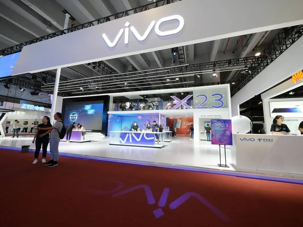 Emberek Látogatása Stand Vivo Alatt Expo Guangzhou Város Dél Kínai — Stock Fotó