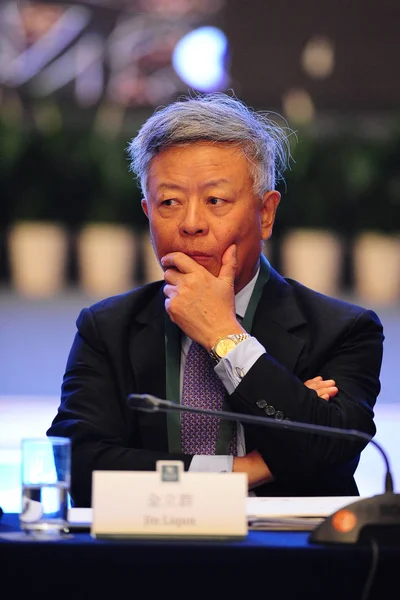 Председатель Наблюдательного Совета Китайской Инвестиционной Корпорации Cic Цзинь Лицюнь Принял — стоковое фото