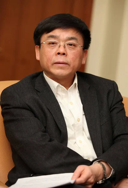 Junqing Επικεφαλής Του Γραφείου Συλλογής Και Μετάφρασης Partys Αντιδρά Συνάντηση — Φωτογραφία Αρχείου