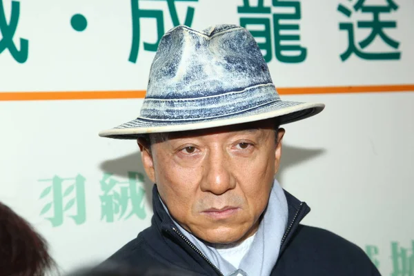 Hong Kong Super Filmstjärna Jackie Chan Reagerar Välgörenhetsgala Hong Kong — Stockfoto