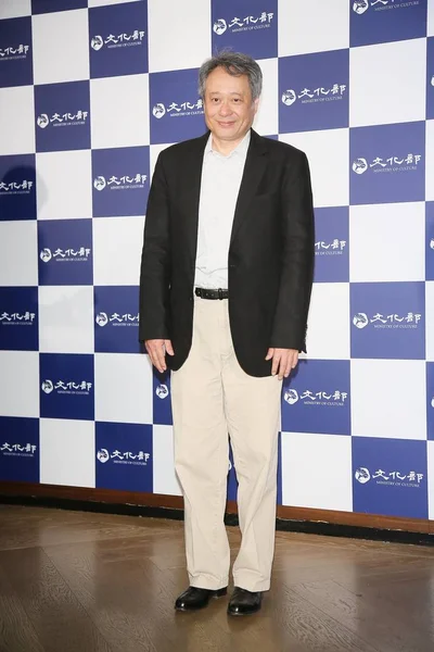 Taiwanesischer Regisseur Ang Lee Posiert Während Einer Pressekonferenz Taipei Taiwan — Stockfoto