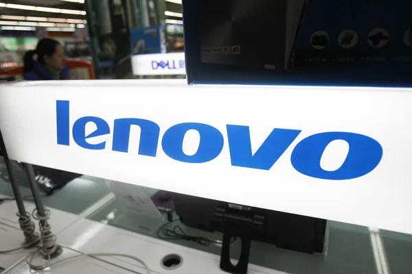 Laptop Lenovo Komputery Sprzedaż Supermarkecie Nantong Miasta Wschód Chinas Prowincji — Zdjęcie stockowe