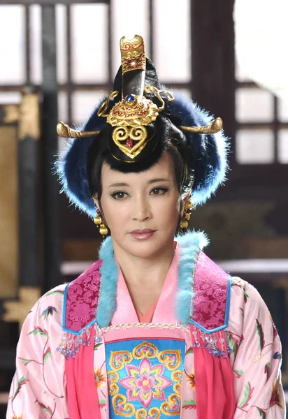 中国の女優 Xuiaoqing 2013 東中国浙江省諸曁の設定テレビ シリーズでポーズします — ストック写真