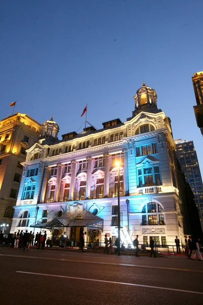 File Night View Waldorf Astoria Shanghai Bund Hotel Shanghai China — Fotografia de Stock